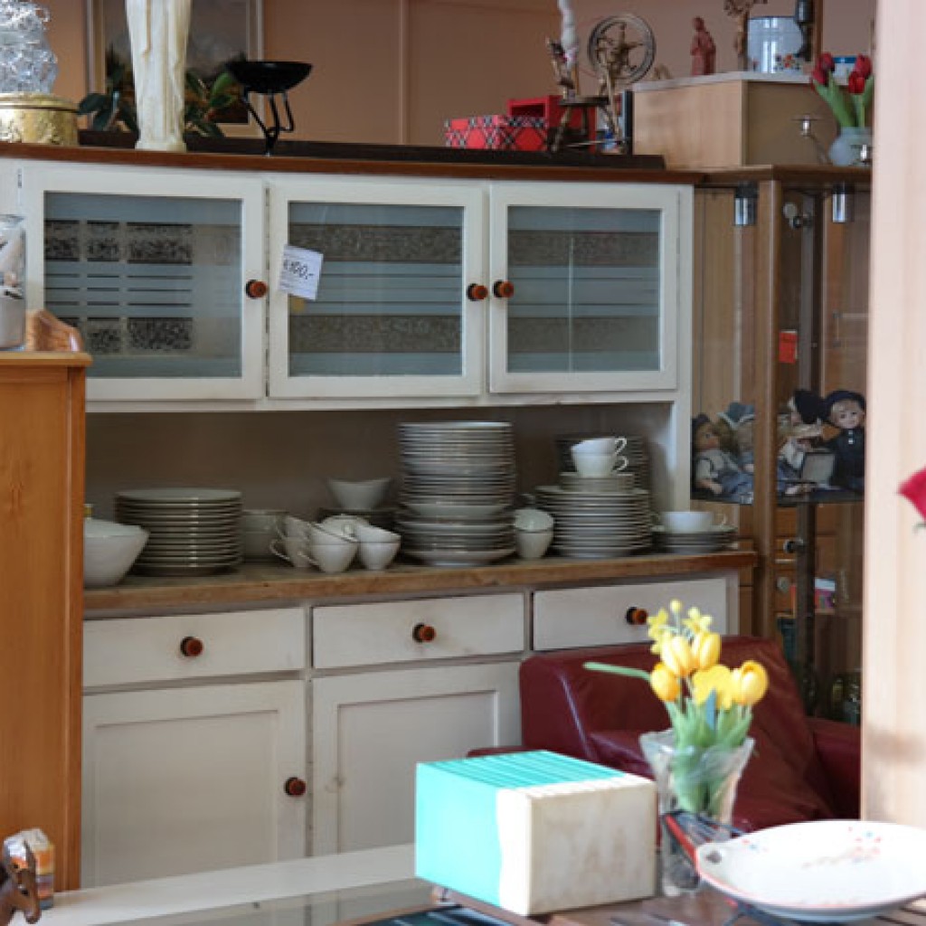SecondHandMöbel / Gebrauchte Möbel Paderborner Umweltwerkstatt